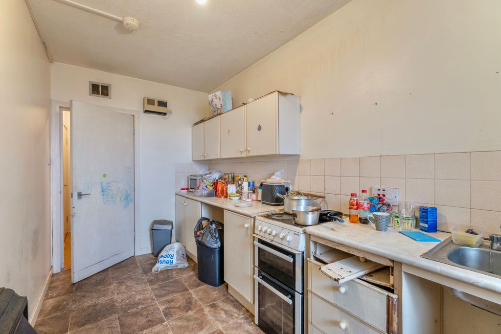 Additional image 7 of 1 bed flat for saleBeltane Street, Glasgow G3