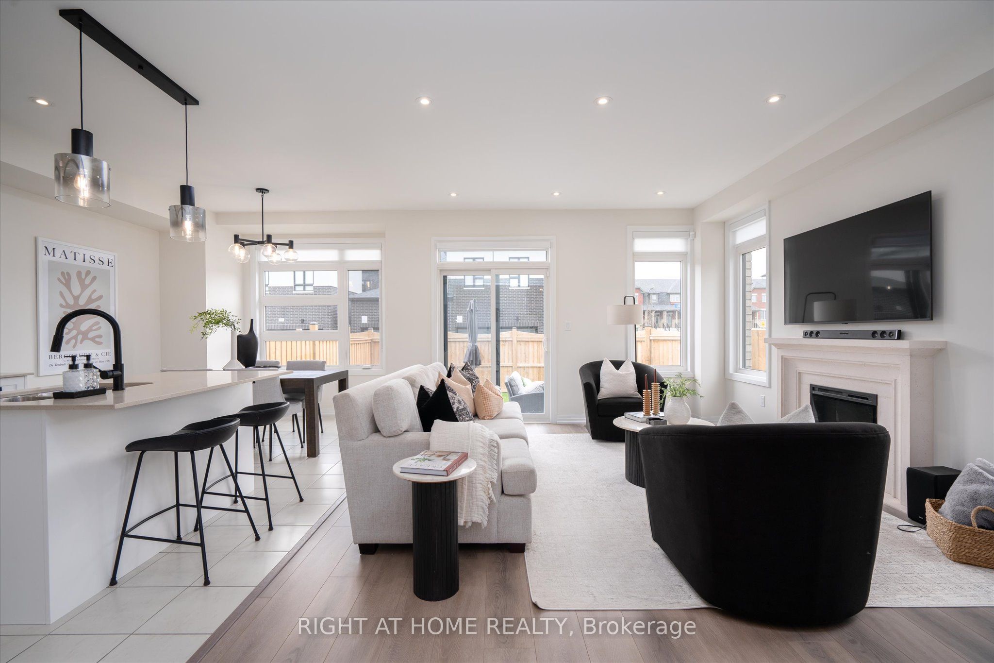 38 Van Wart Street, Whitby, ON, L1P 0P8 photo 5
