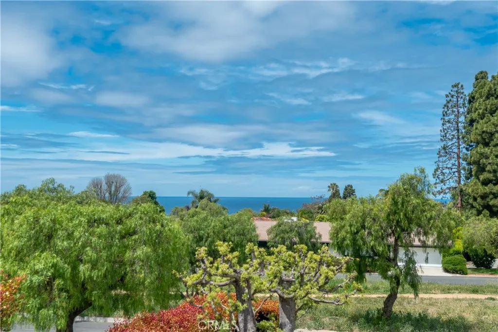 1704 Palos Verdes Drive West, Palos Verdes Estates, CA 90274