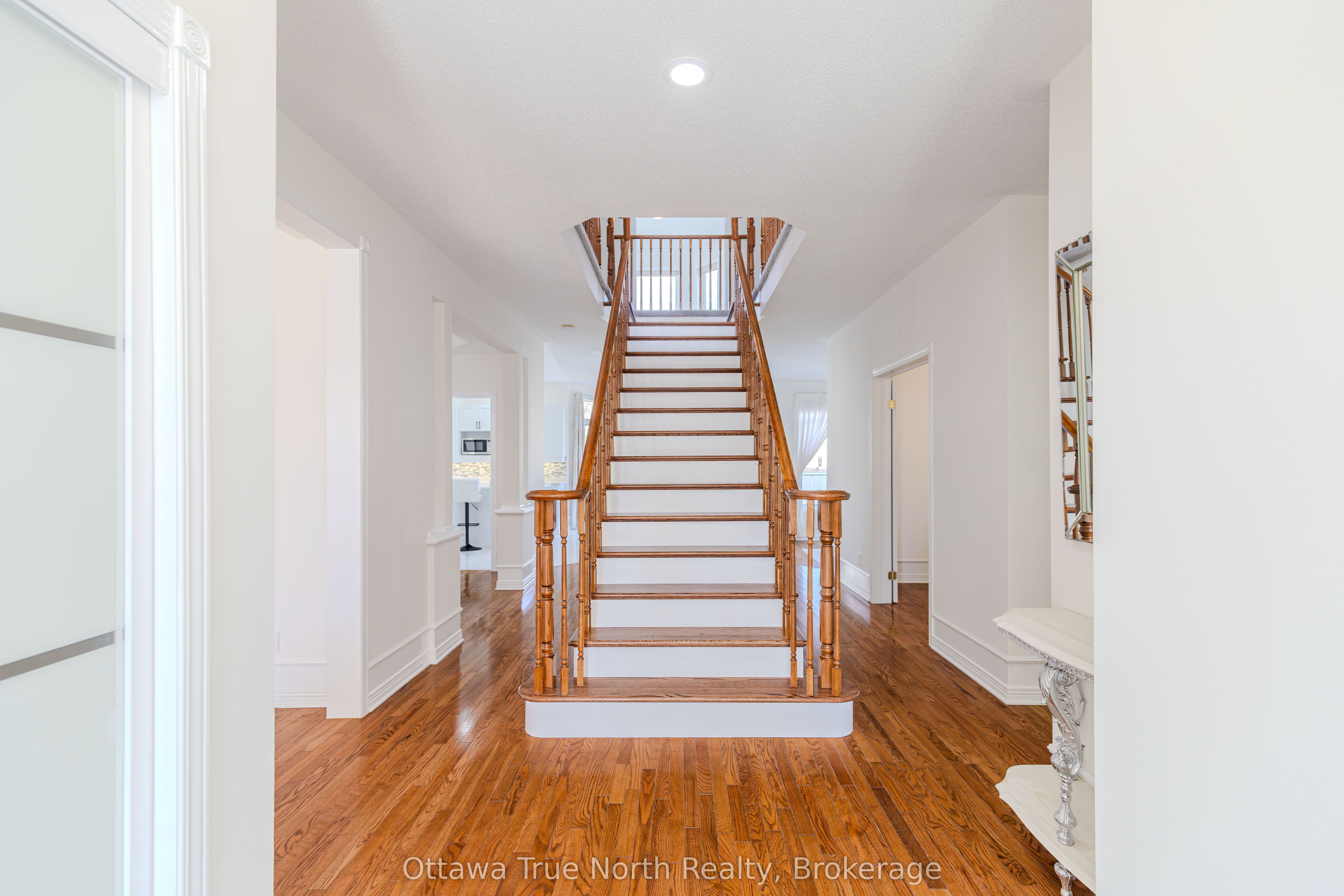 Additional image 3 of 19 Black Tern Crescent, Ottawa, ON, K2M 2Z4