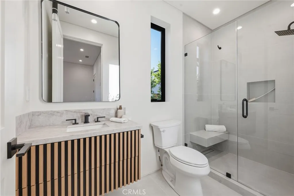 Additional image 21 of 19141 Erwin St, Tarzana, CA 91335