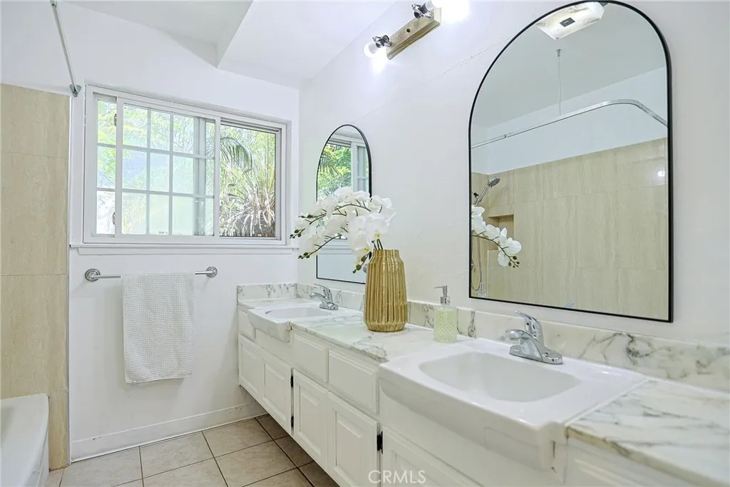 Additional image 93 of 990 S Siet Place, Anaheim, CA 92806