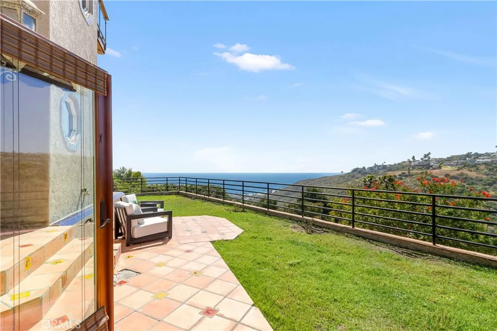 Additional image 87 of 1992 San Remo Dr, Laguna Beach, CA 92651