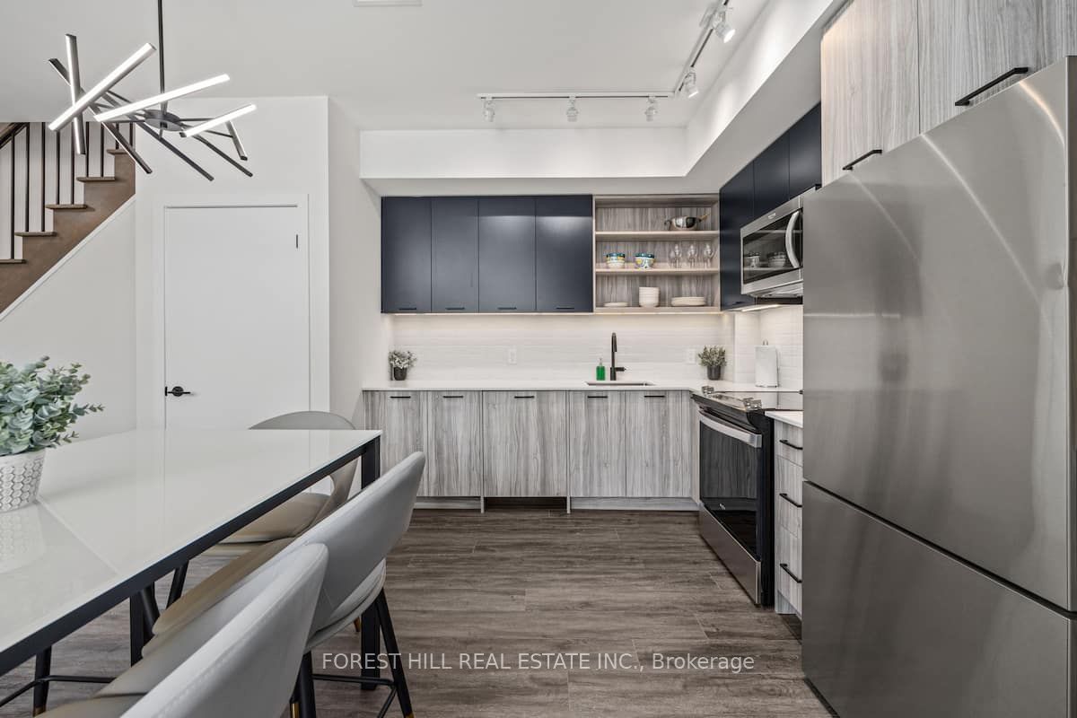 Additional image 5 of 103-2300 St Clair Avenue W, Toronto, ON, M6N 0B3