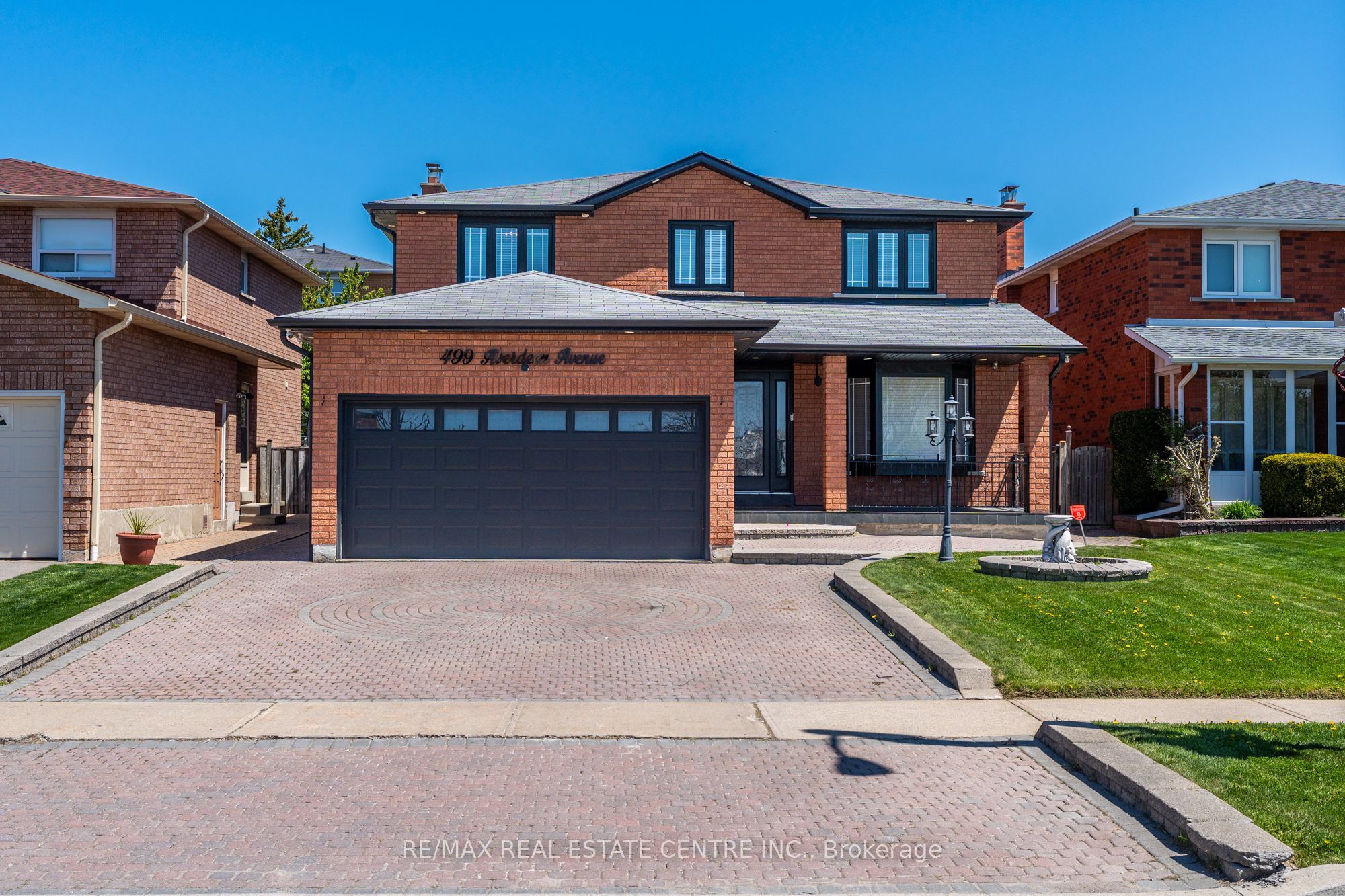 499 Aberdeen Avenue N, Vaughan, ON, L4L 5J5
