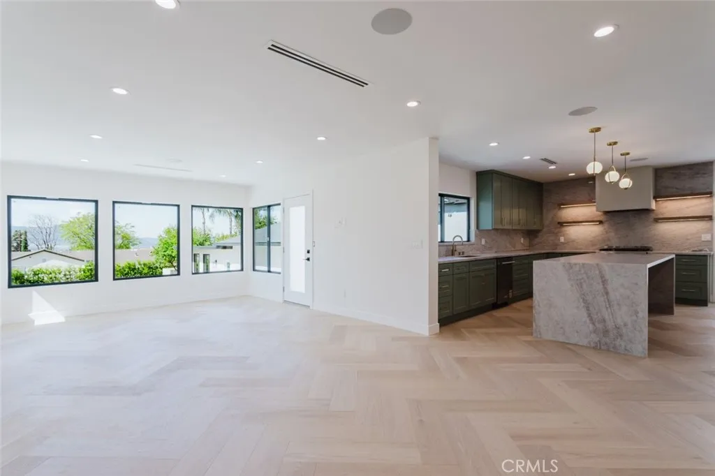 Additional image 113 of 941 Sherlock Drive, Burbank, CA 91501