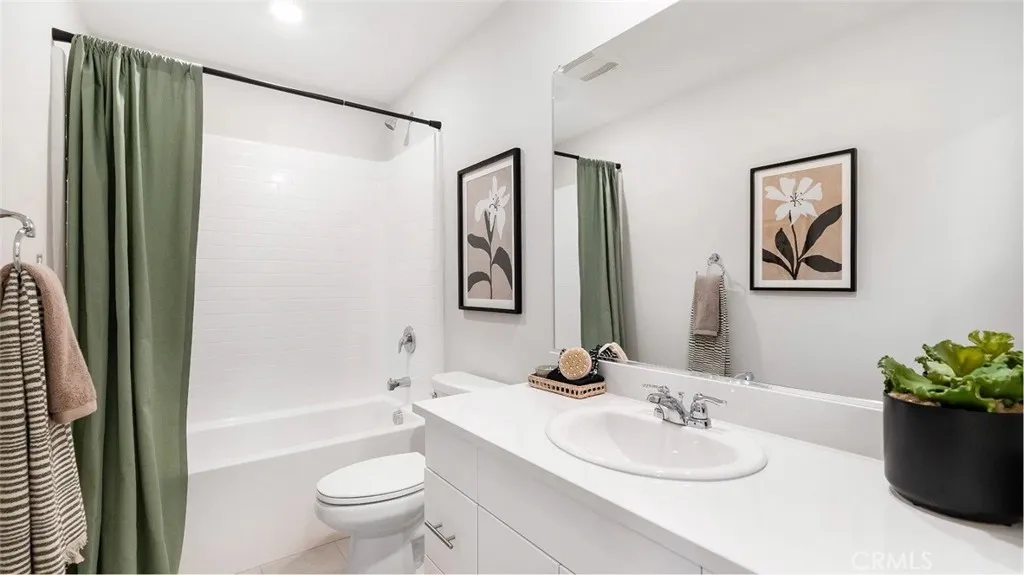 Additional image 7 of 1279 Galaxy Way, Rialto, CA 92376
