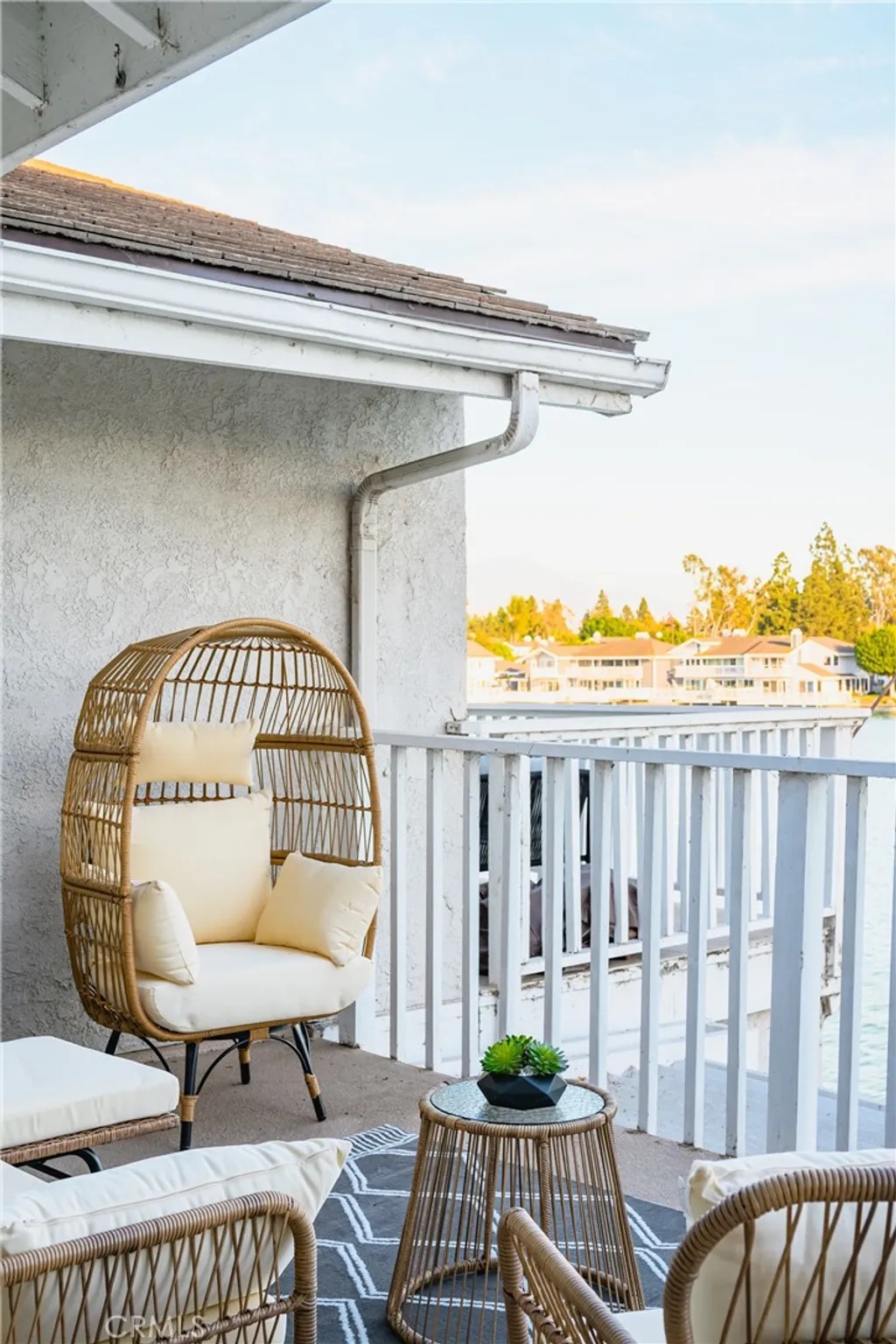 25 LakeView Unit 60, Irvine, CA 92604