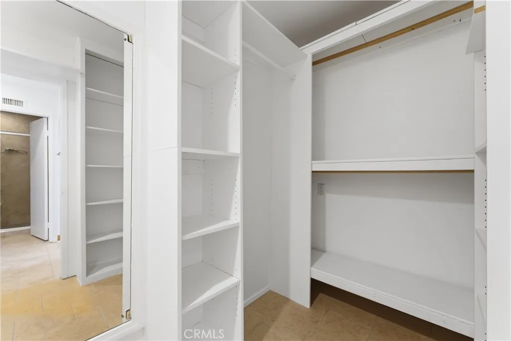 Additional image 33 of 15863 foothill Blvd, Rancho Cascades, CA 91342