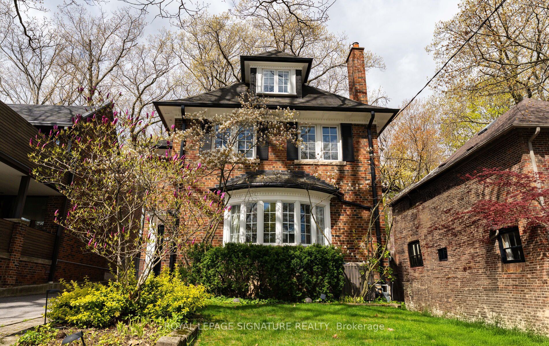 86 Hudson Drive, Toronto, ON, M4T 2K3