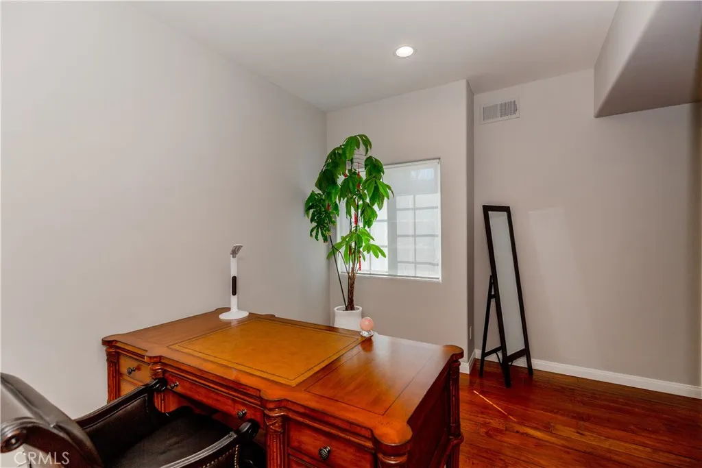 Additional image 36 of 10929 Landale St Unit 4, Toluca Lake, CA 91602