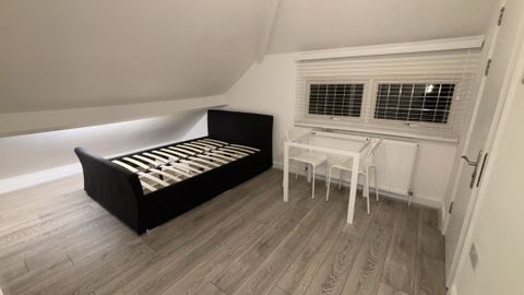 Chingford, London E4, Chingford, Studio to rent