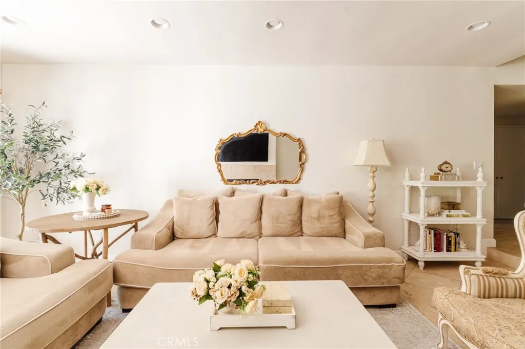 Additional image 12 of 2332 Fox Hills Dr Unit 103, Los Angeles, CA 90064