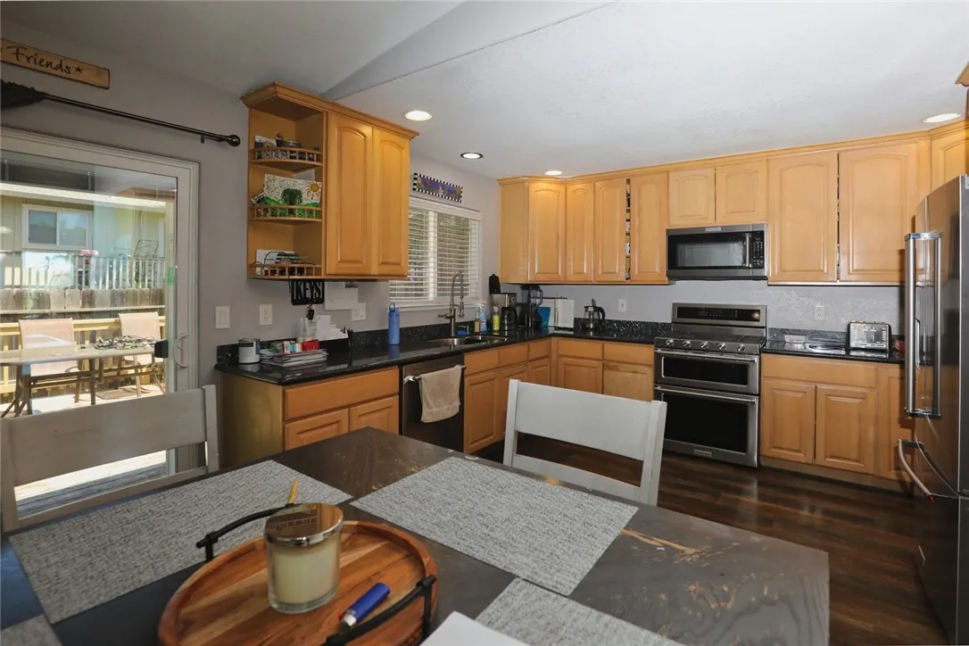 Additional image 35 of 15776 33rd Ave, Clearlake, CA 95422