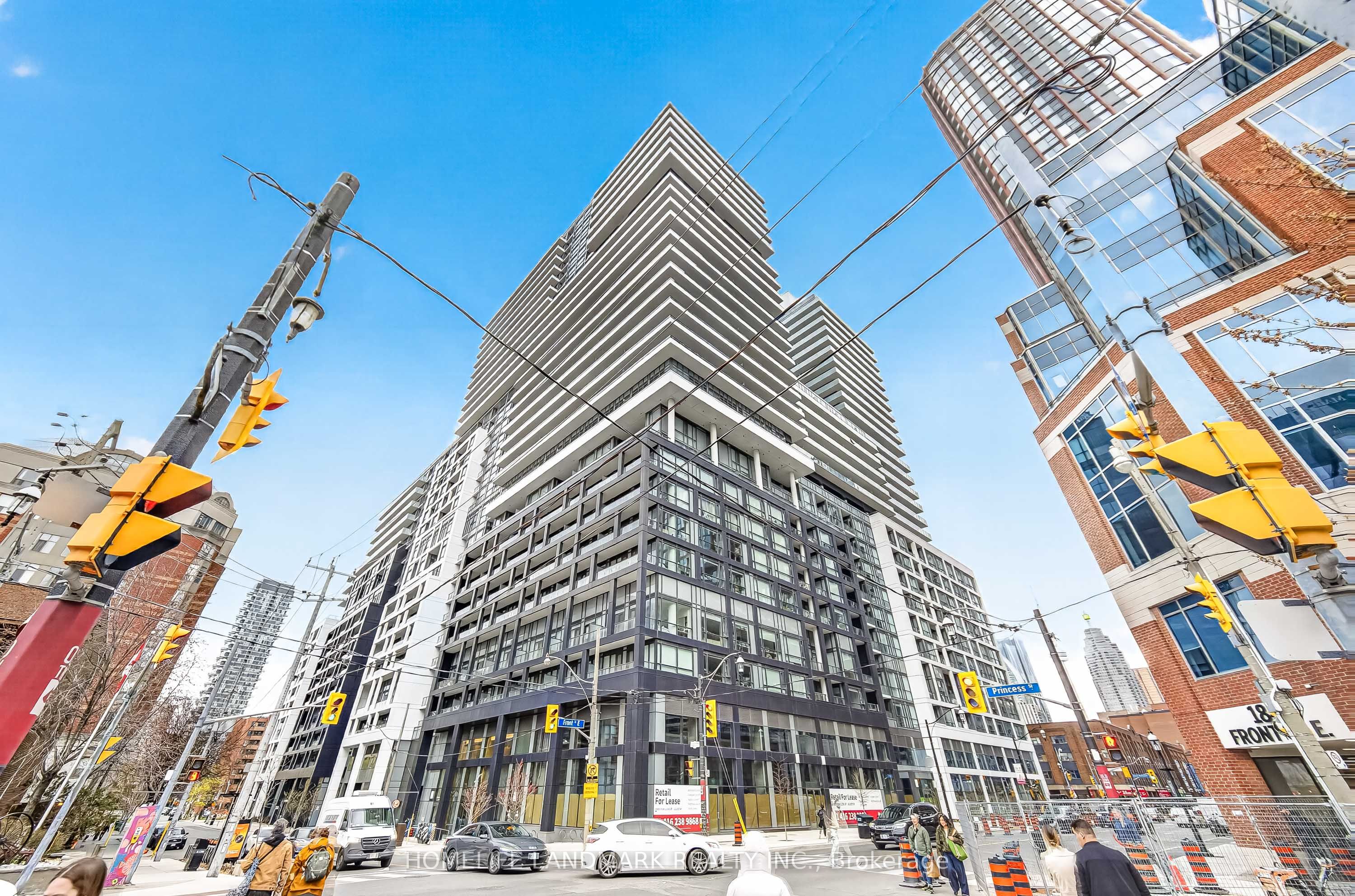 2811-70 Princess Street, Toronto, ON, M5A 0X6
