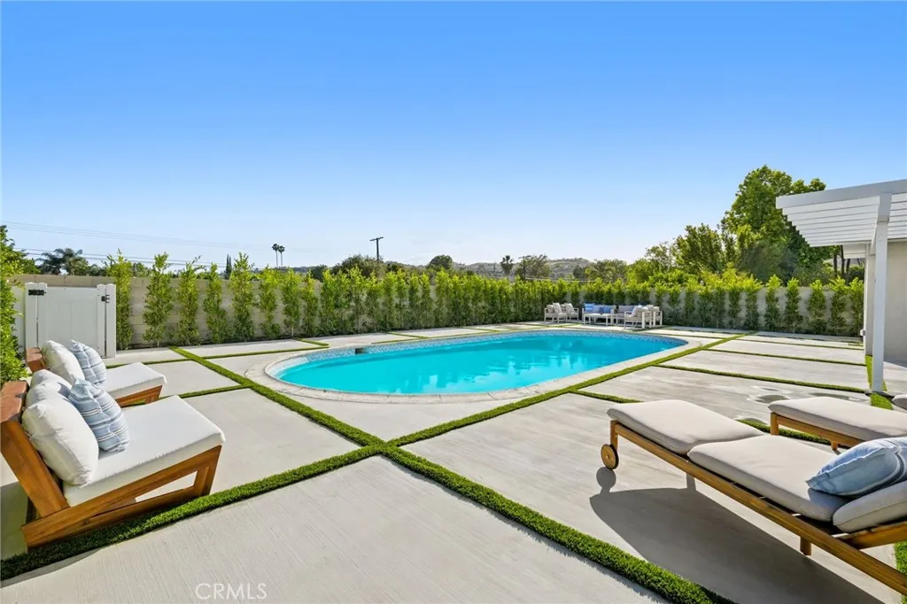 Additional image 37 of 24118 Highlander Rd, West Hills, CA 91307