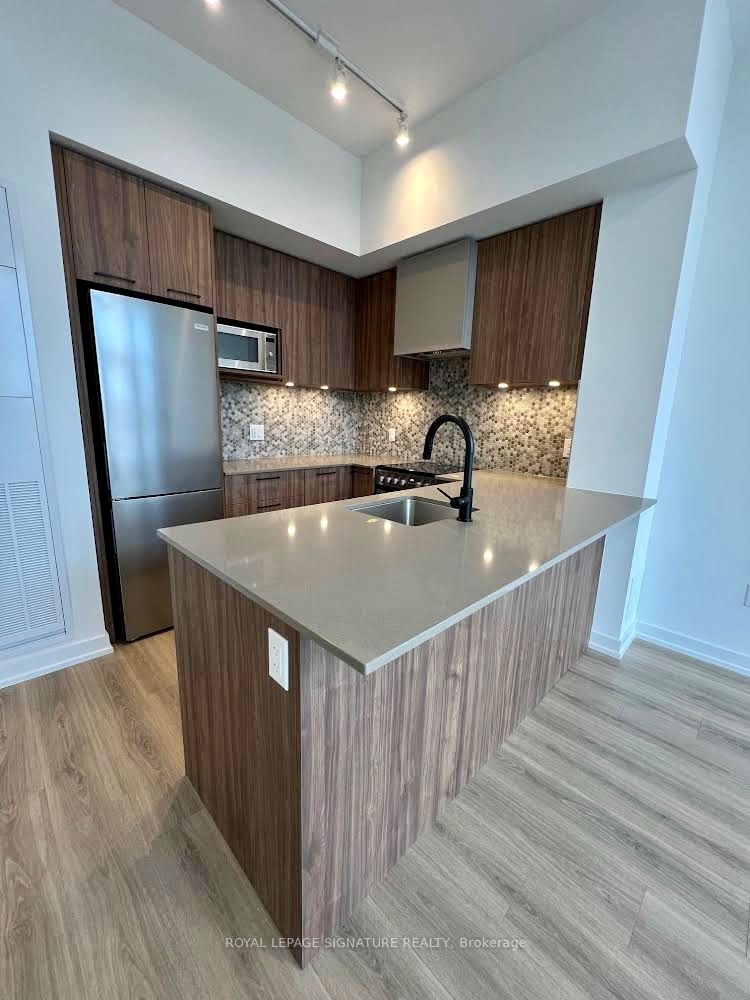 109-10 Lagerfeld Drive, Brampton, ON, L7A 5L3 photo 2
