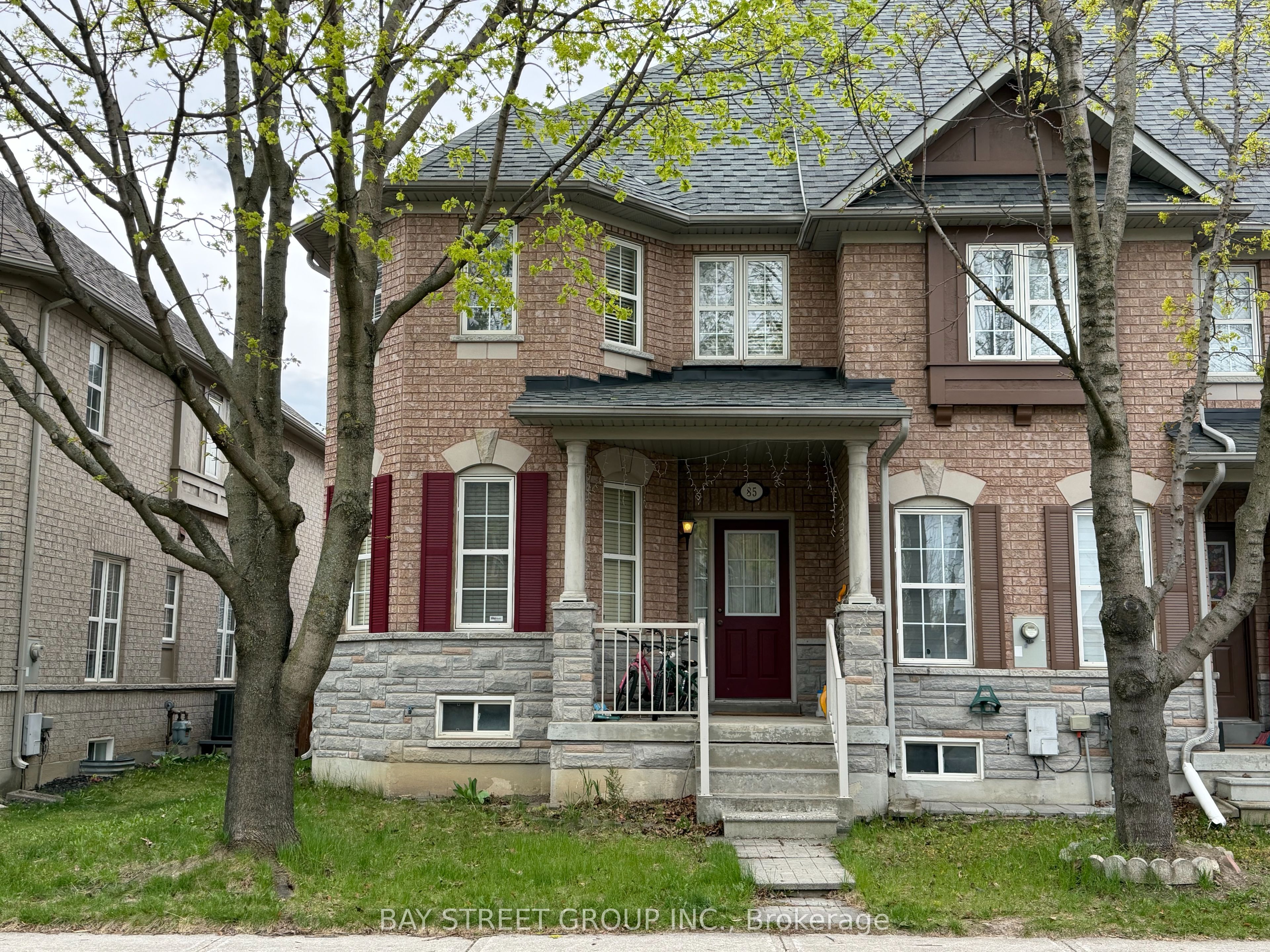 85 Selkirk Drive, Richmond Hill, ON, L4B 4S4