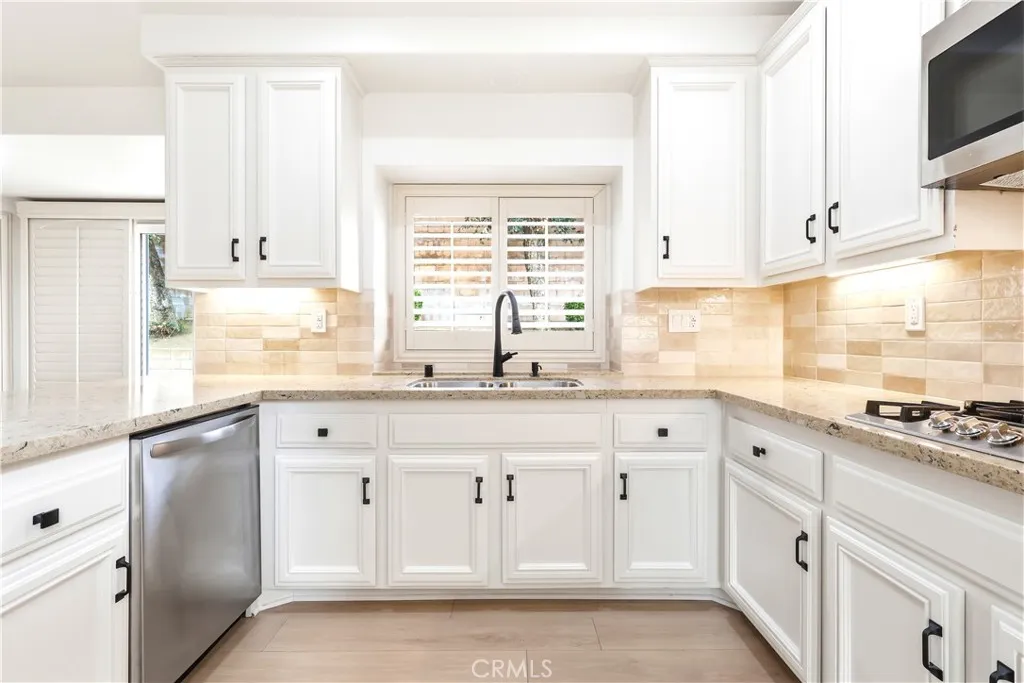 Additional image 10 of 3842 N Sweet Leaf Ave, Rialto, CA 92377