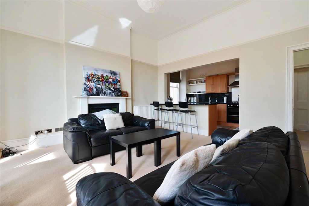 Additional image 10 of 3 bed maisonette for saleHughenden Road, Clifton, Bristol BS8