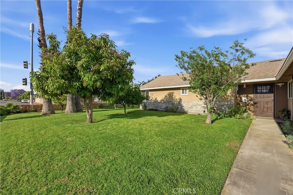 1946 W Broadway, Anaheim, CA 92804 photo 3