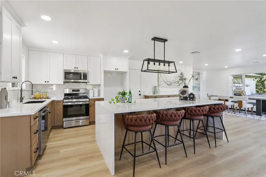 Additional image 14 of 10007 Debra Avenue, Granada Hills, CA 91343