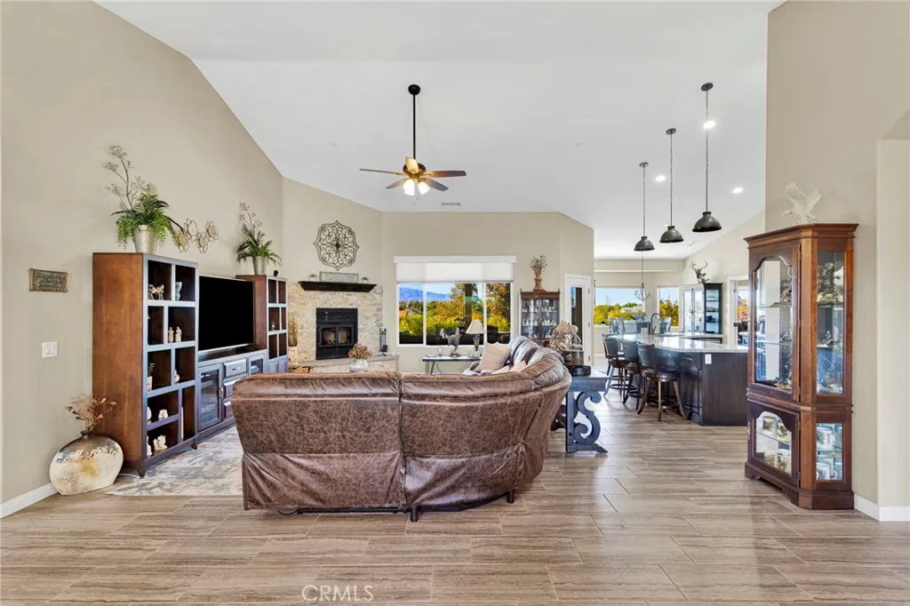 Additional image 81 of 8140 Heartland Cir, Oak Hills, CA 92344