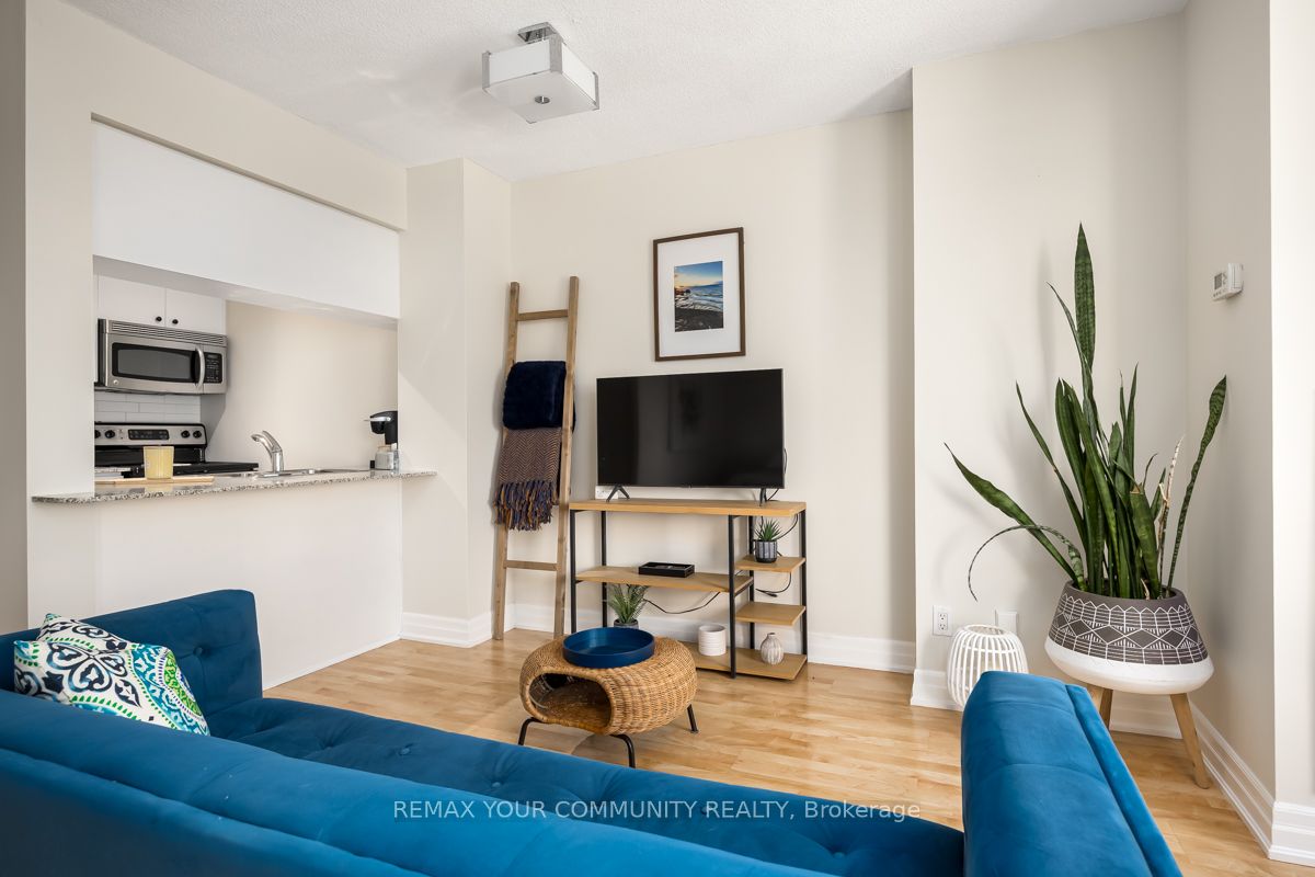 Additional image 6 of 1108-8 Scollard Street, Toronto, ON, M5R 1M2