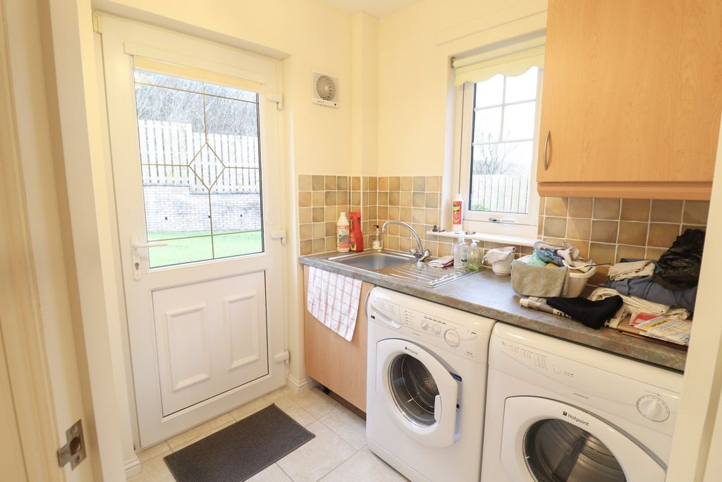 Additional image 9 of 4 bed detached house for sale19 Ardcoil Avenue, Castle Douglas DG7
