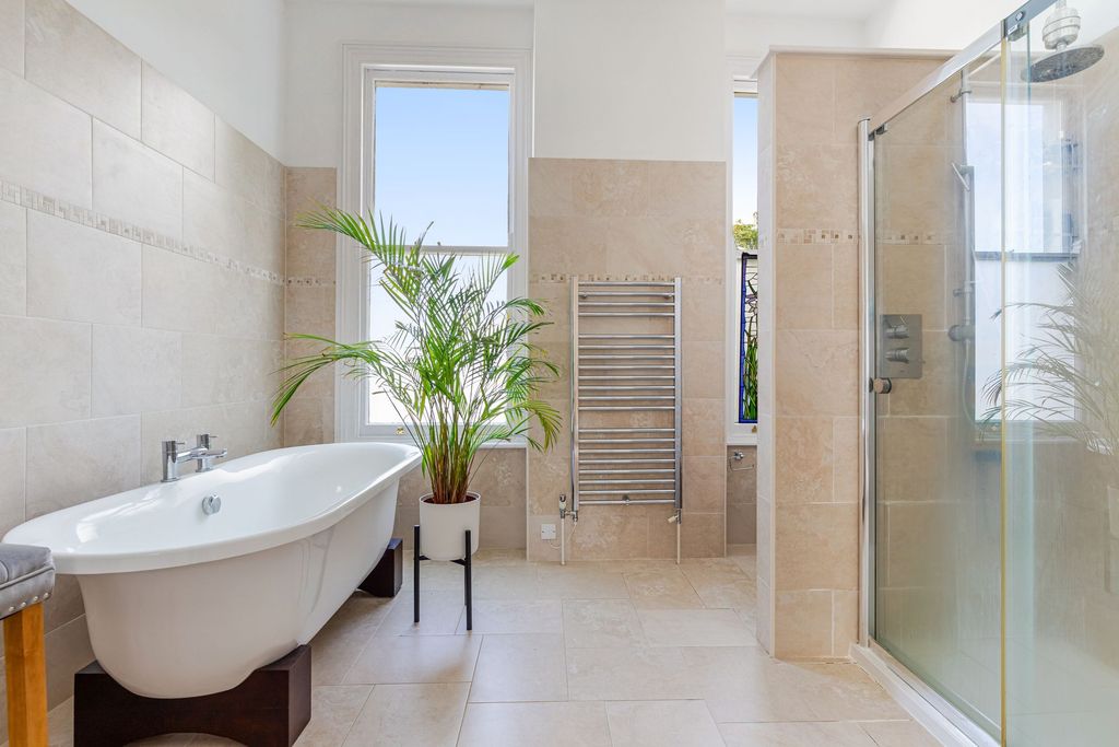Additional image 20 of 7 bed end terrace house for saleWellswood, Torquay TQ1