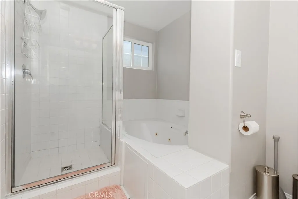 Additional image 40 of 10929 Landale St Unit 4, Toluca Lake, CA 91602
