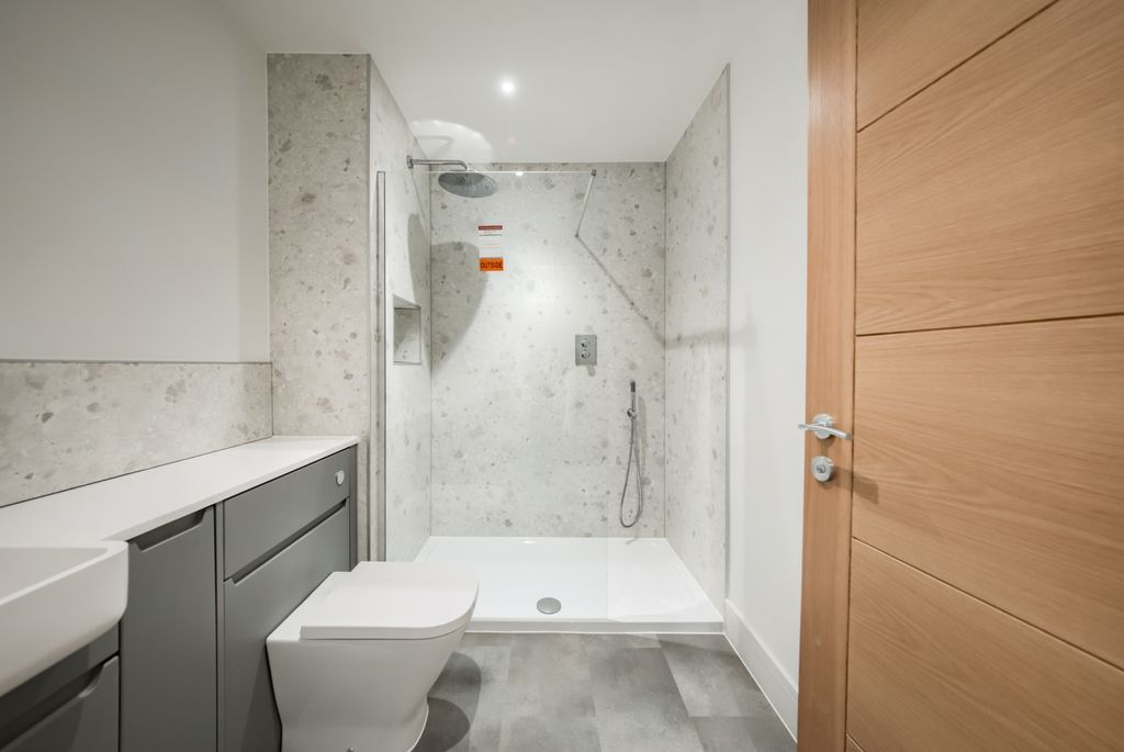 Additional image 18 of 2 bed flat for saleFlat 3, Benson Road, Stratford-Upon-Avon CV37