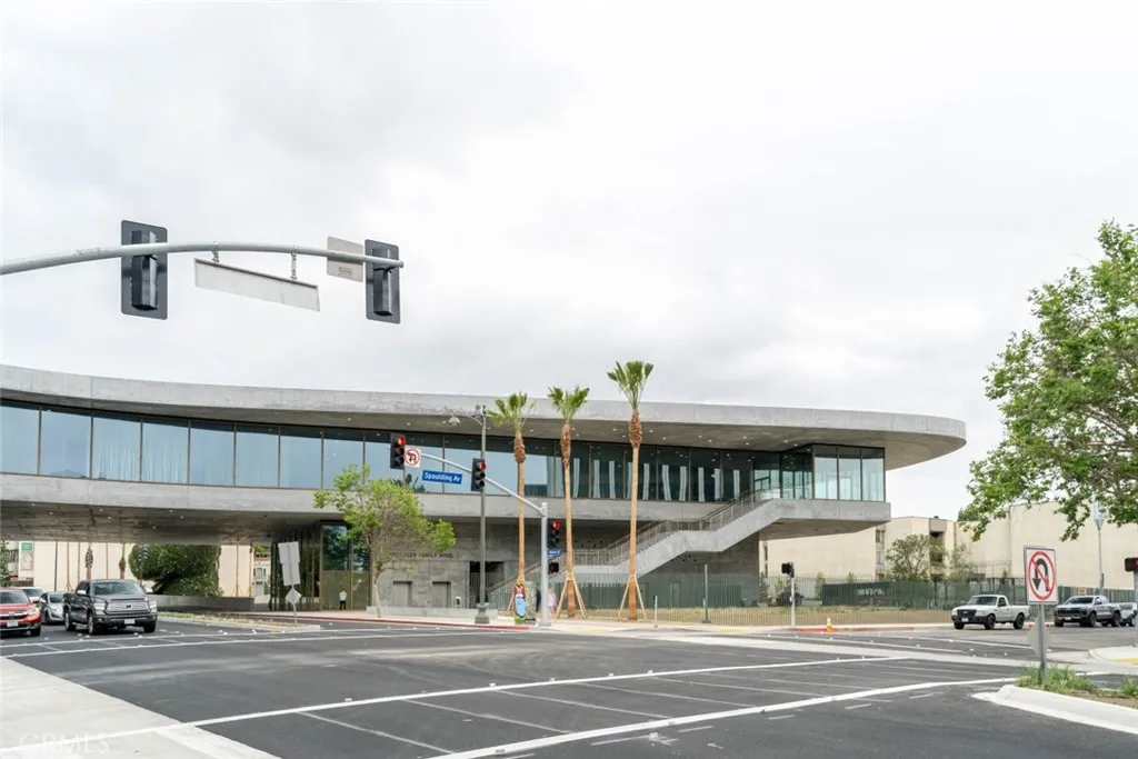 Additional image 76 of 750 S Spaulding Avenue Unit 129, Los Angeles, CA 90036