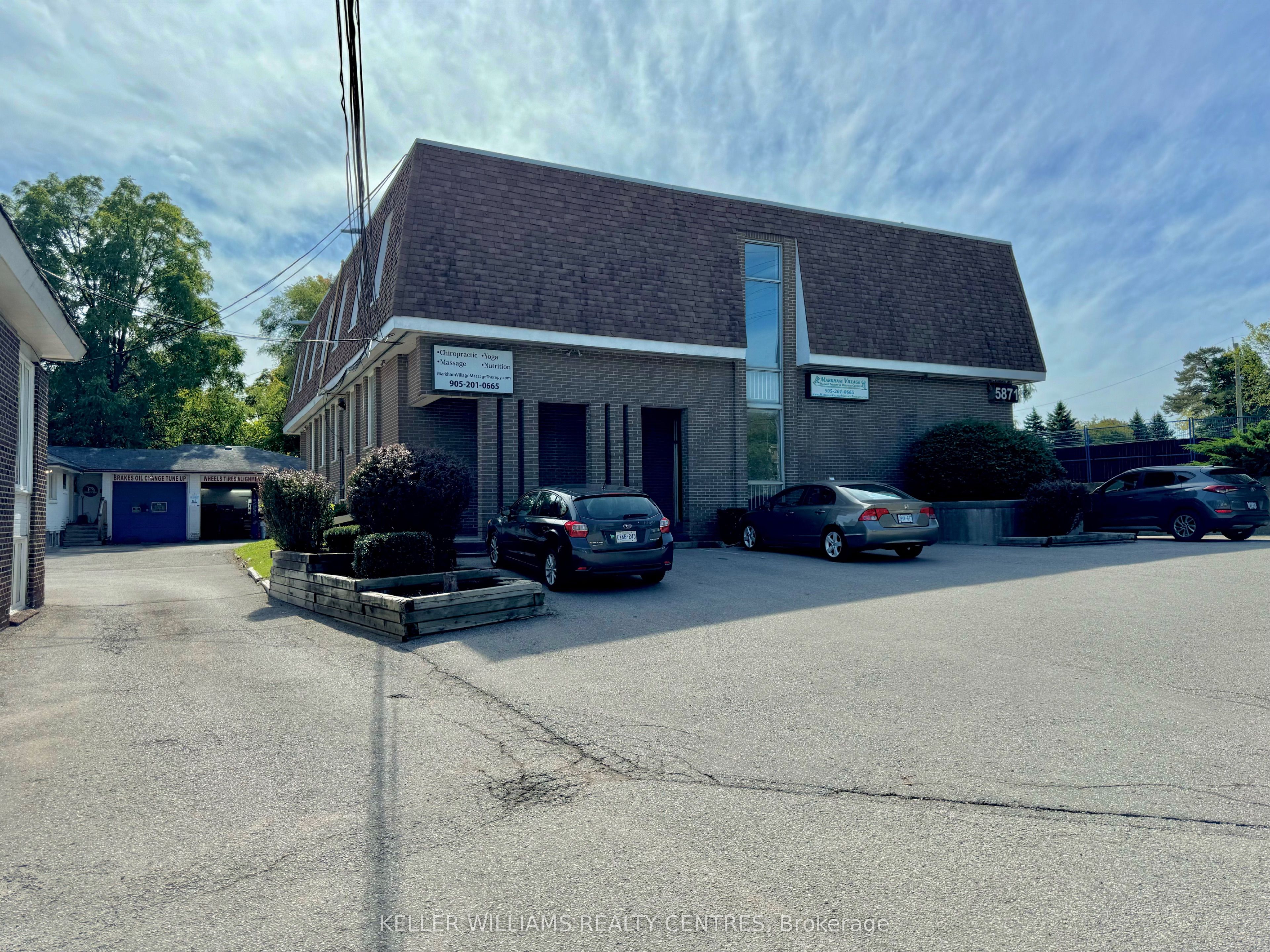 204-5871 Highway 7 Road E, Markham, ON, L3P 1A3