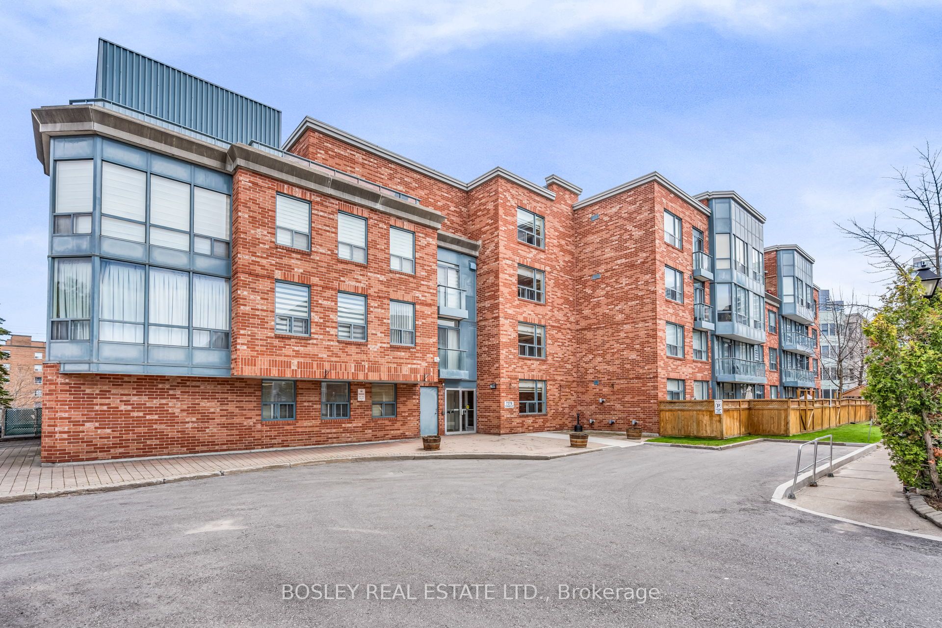 308-7378 Yonge Street, Vaughan, ON, L4J 8J1