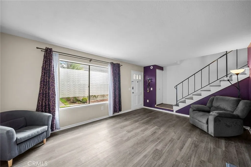20717 Lemarsh St Unit C, Chatsworth, CA 91311 photo 4
