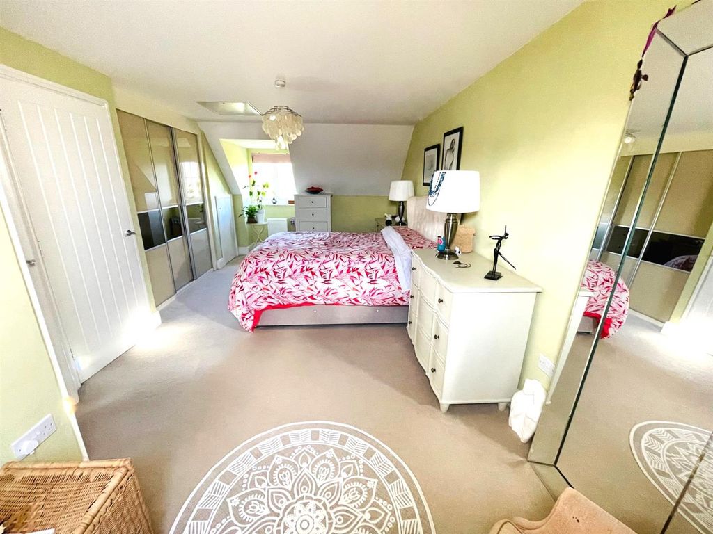 Additional image 14 of 4 bed town house for saleY Ffowndri, Llanelli SA15