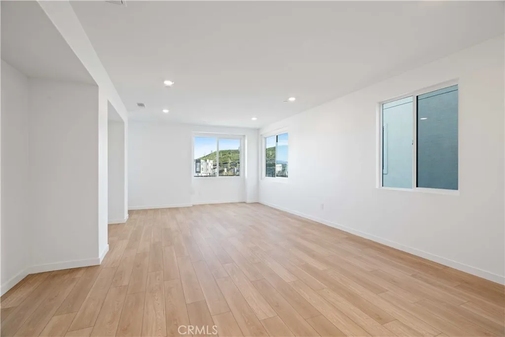 Additional image 43 of 27314 Bear Creek Lane, Valencia, CA 91381