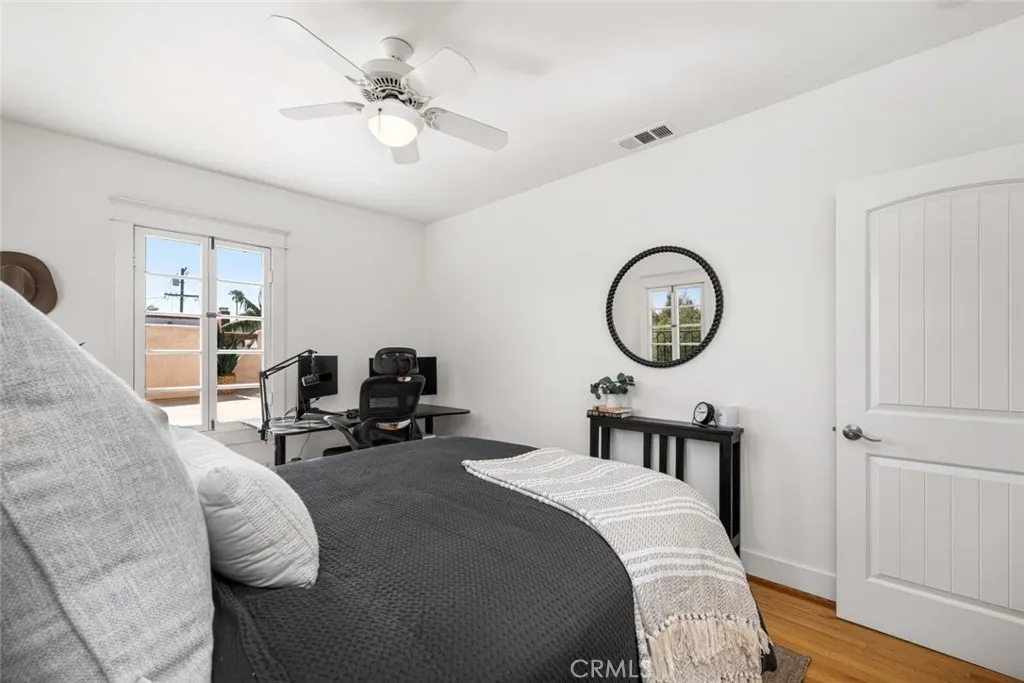 Additional image 67 of 24 Via Di Roma Walk, Long Beach, CA 90803