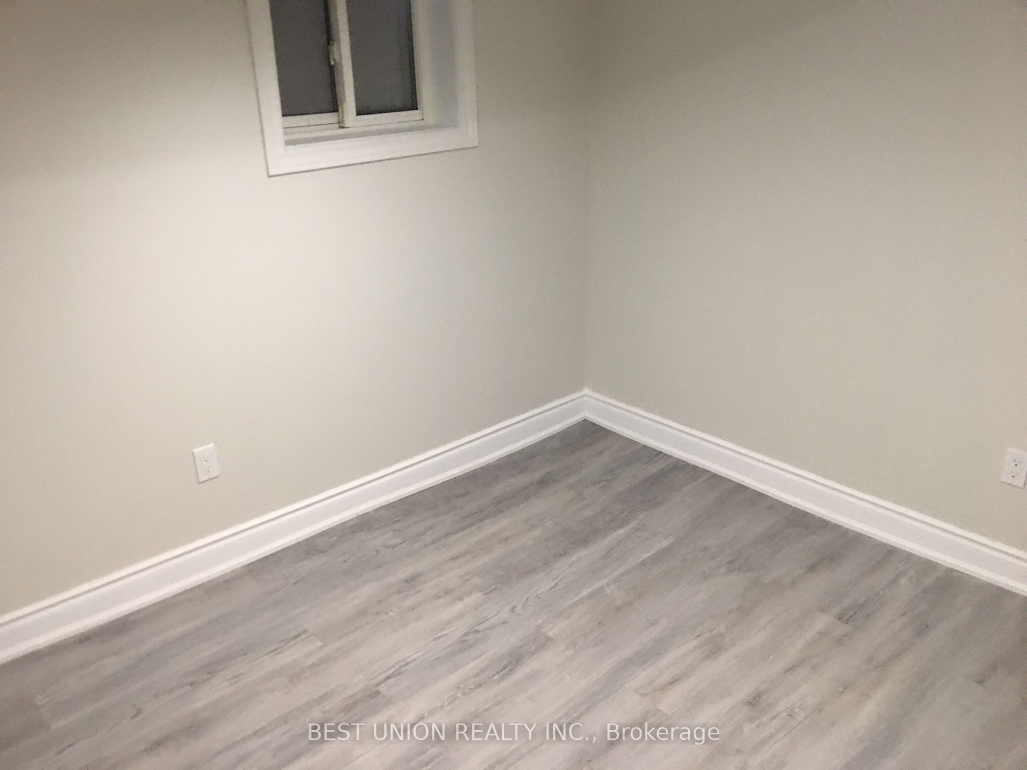 Additional image 4 of Lower-108 Jones Avenue, Toronto, ON, M4M 2Z8