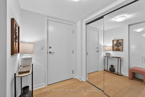 Additional image 8 of 306-295 Adelaide Street W, Toronto, ON, M5V 0L4
