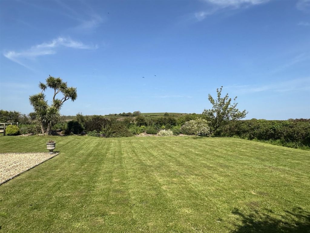 Additional image 24 of 5 bed detached house for saleGodshill, Isle Of Wight PO38