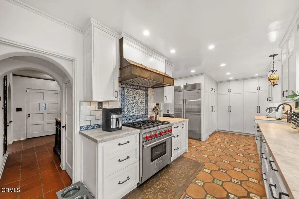 Additional image 16 of 3346 Grayburn Road, Pasadena, CA 91107