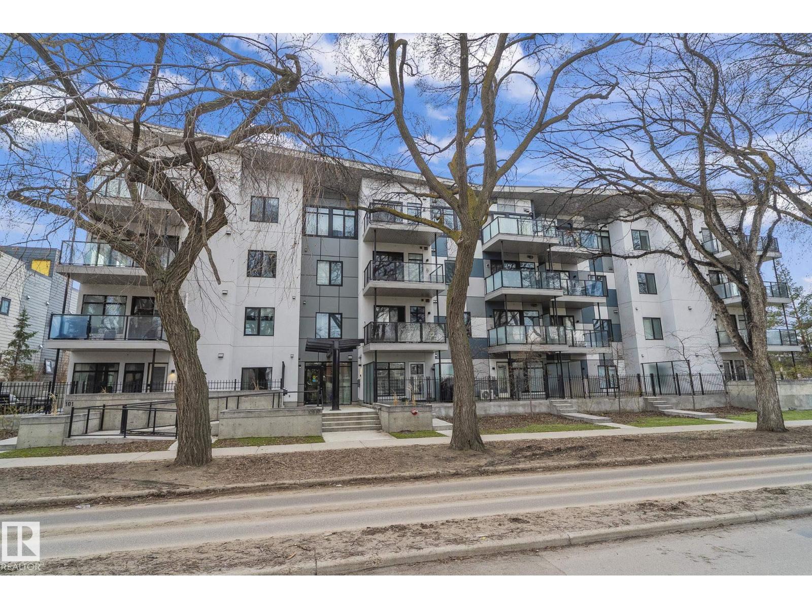 403-10837 83 Avenue NW, Edmonton, AB, T6E2E6