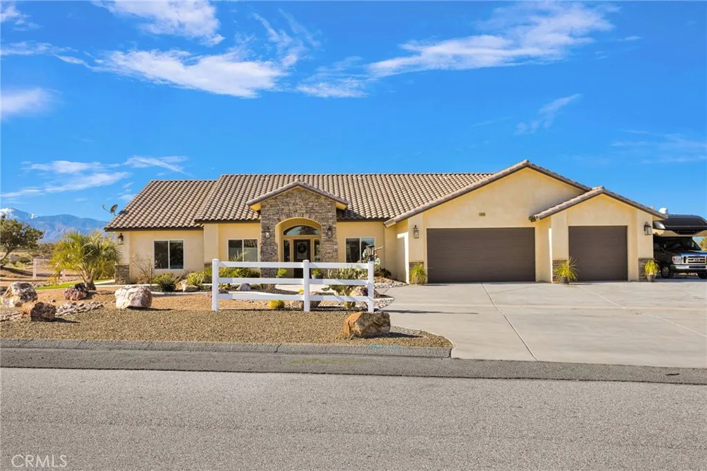 Additional image 63 of 8140 Heartland Cir, Oak Hills, CA 92344