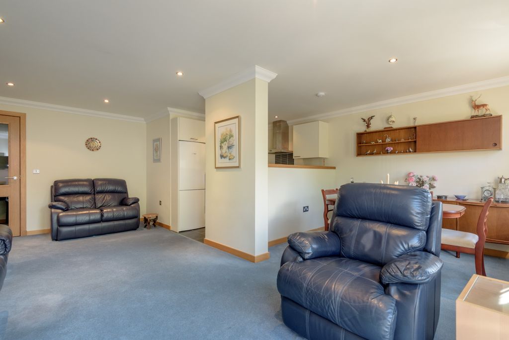 Additional image 5 of 2 bed flat for sale16 Hamilton Court, Cromwell Road, North Berwick, East Lothian EH39