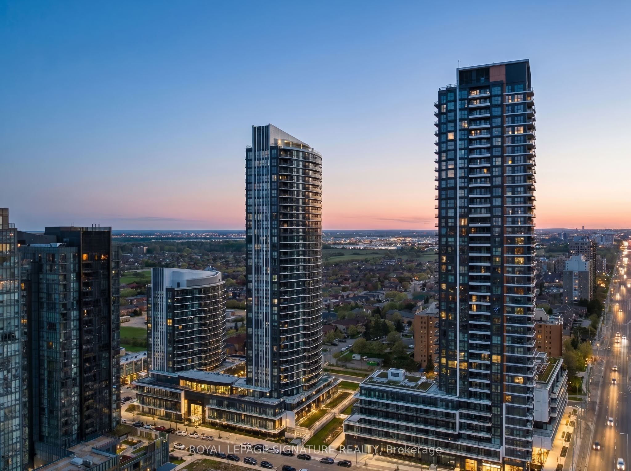 2415-35 Watergarden Drive, Mississauga, ON, L5R 0G8