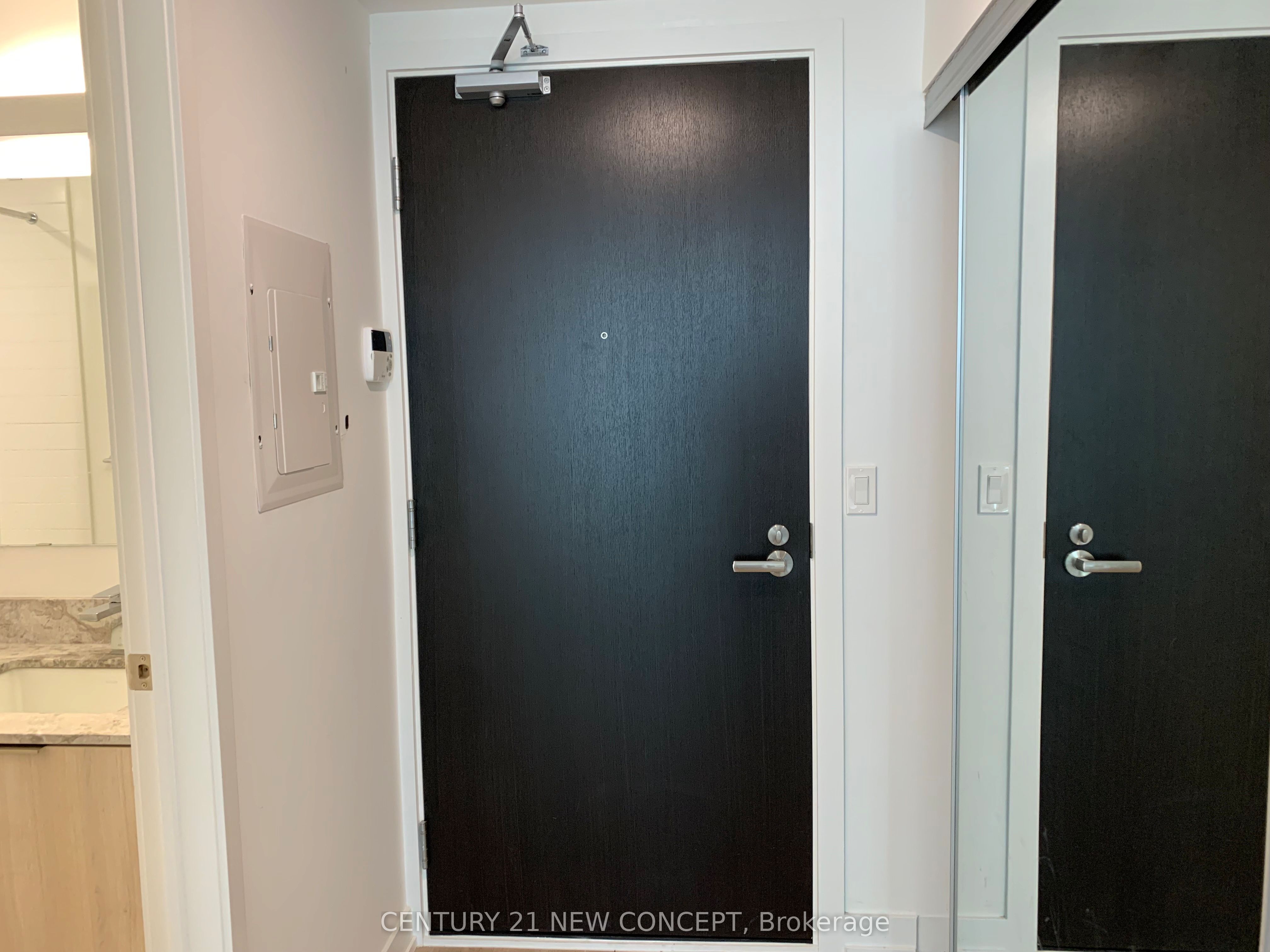 Additional image 2 of 1603-501 Yonge Street, Toronto, ON, M4Y 1Y4