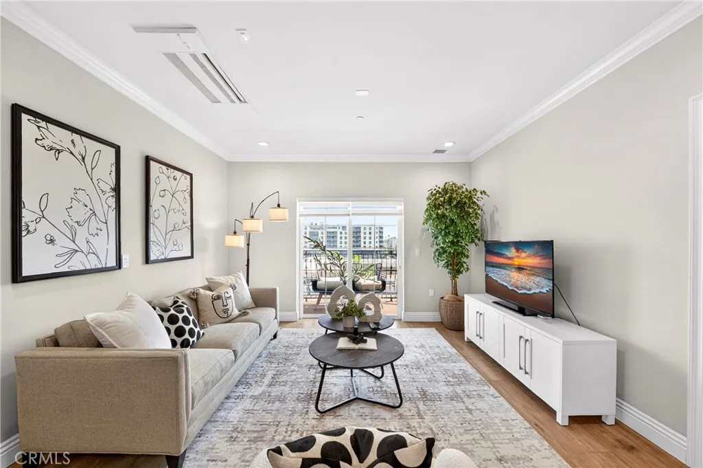 Additional image 43 of 944 S Serrano Avenue Unit 306, Los Angeles, CA 90006