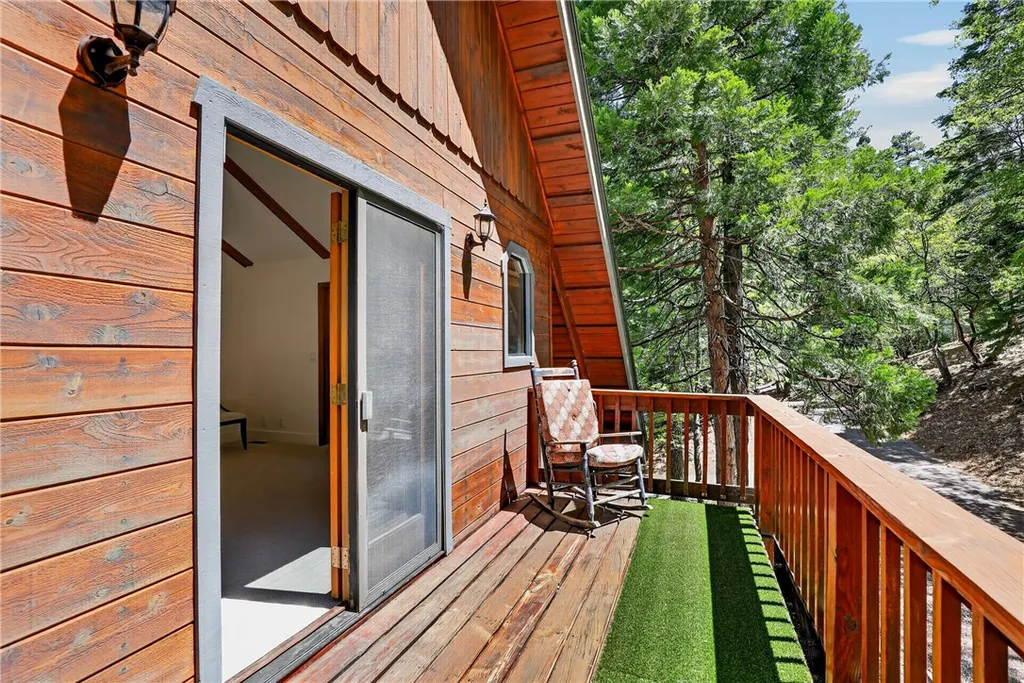 Additional image 22 of 172 N Fairway Dr, Lake Arrowhead, CA 92352